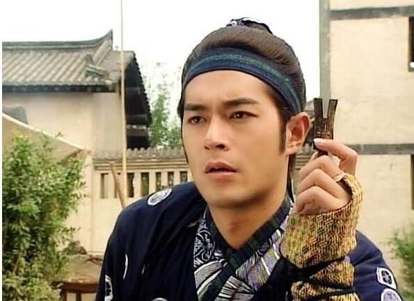 府东社区:妥善做好疏散、安置工作,不让任何一位掉队_hth华体会(图2) hth华体登录入口